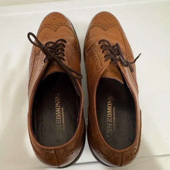 Allen Edmond’s Oxford Dress Shoe - Picture 2 of 4